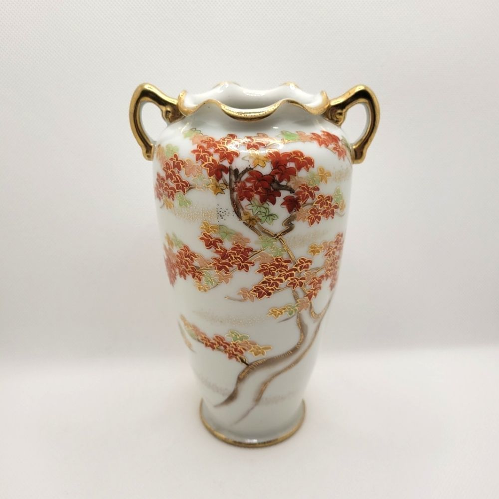 Antique Handpainted Japanese Satsuma Vase Early 20th century